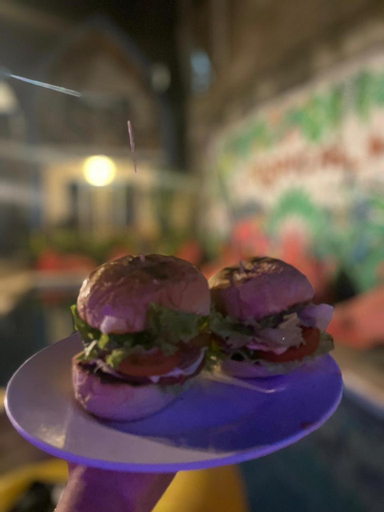 Food & Drinks