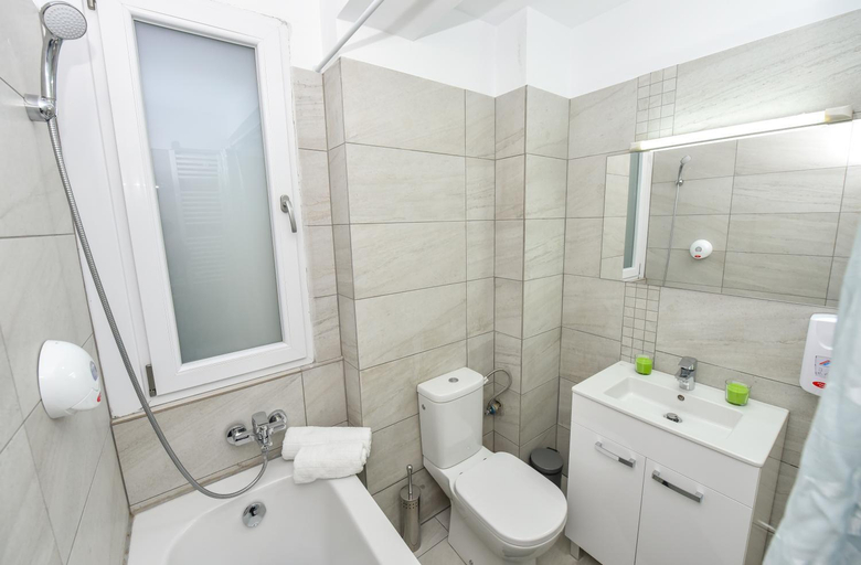 Bathroom 3, Shabbat Apartments, Municipiul Bucuresti