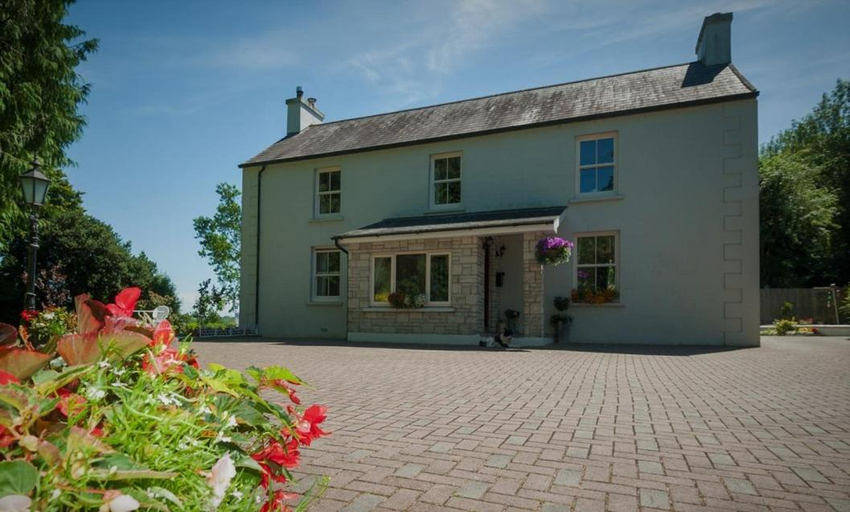 Others 4, Grey Gables Farmhouse B&B