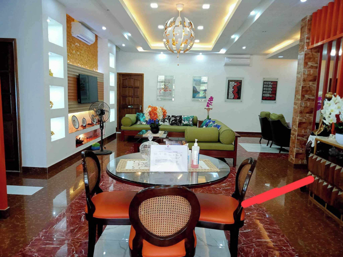 Food & Drinks, PMG Islandscape Resort, Maria