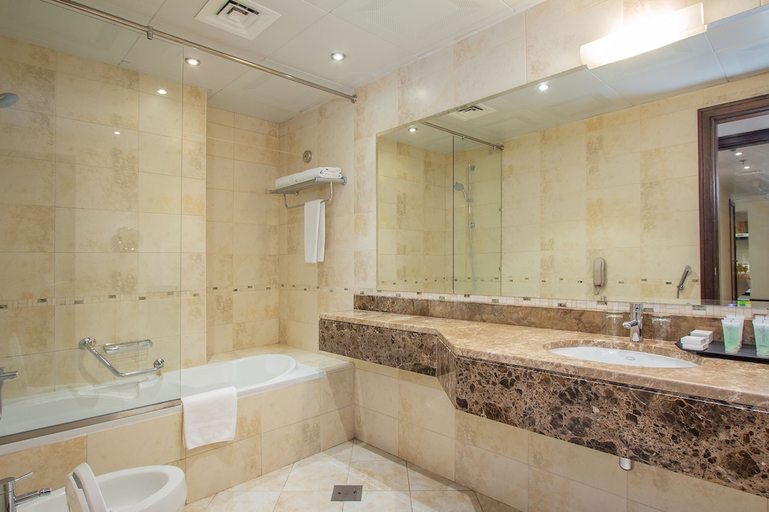Bathroom 4, City Premiere Deluxe Hotel Apartments, Dubai