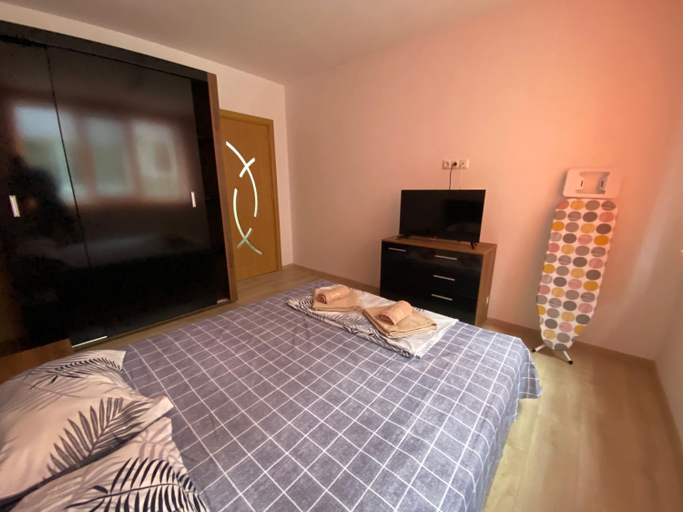 Others 2, Apartamenti Ely, Pomorie