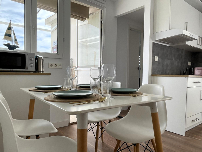 Others 5, Apartamento Calma Carihuela Beach - 10 metros de la playa, Málaga