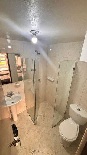 Bathroom 3, HOTEL ARENA PLAZA IN N, Santafé de Bogotá