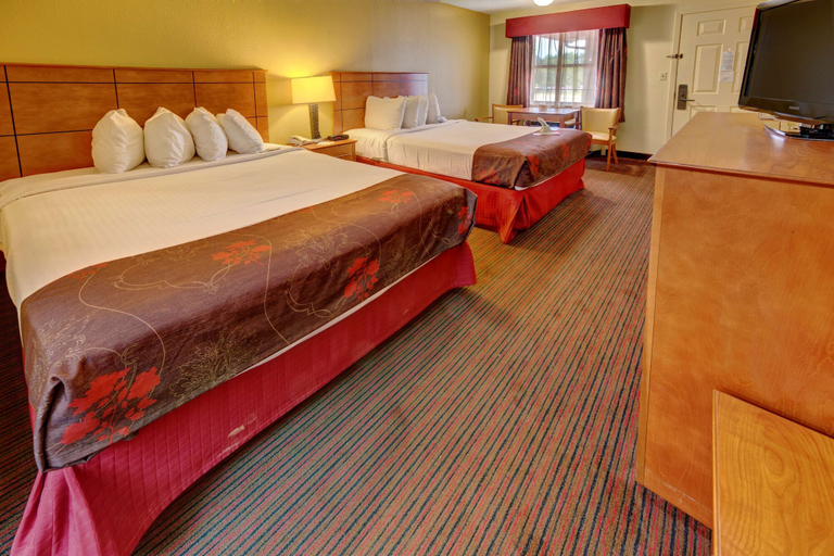 Bedroom 3, Best Western Inn, Pope