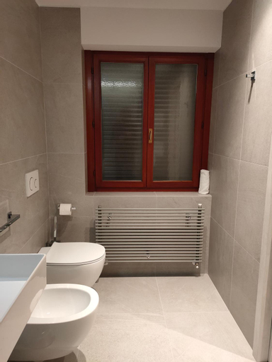 Bathroom 7