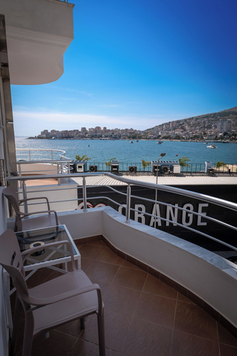 Others 5, Hotel Strora, Sarandës