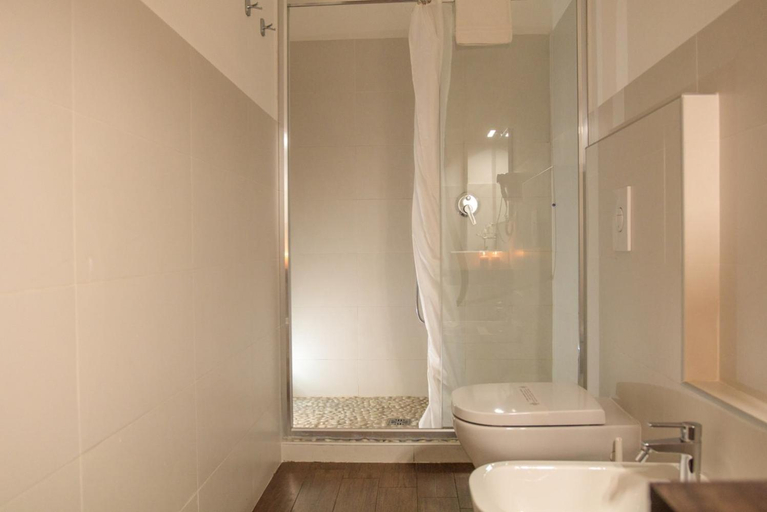 Others 3, Arcobaleno Suites, Cagliari