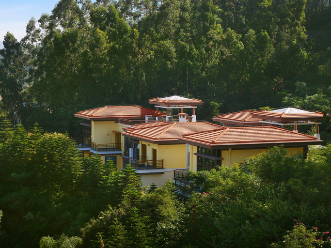 Exterior 5