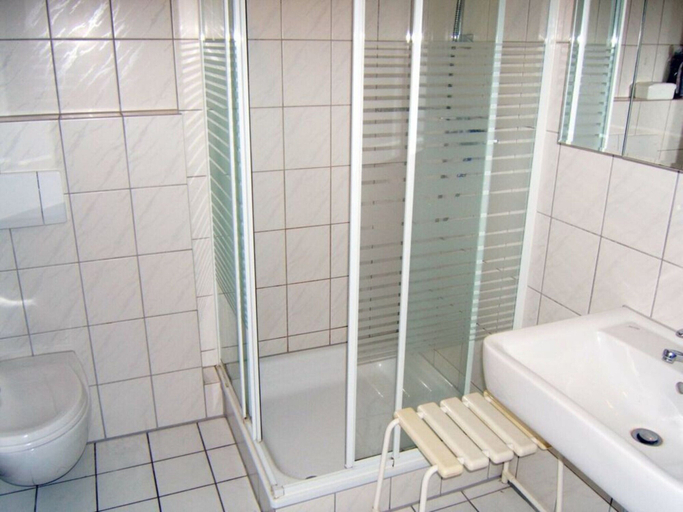 Bathroom, Pommernweg 15 Merchant, Friesland