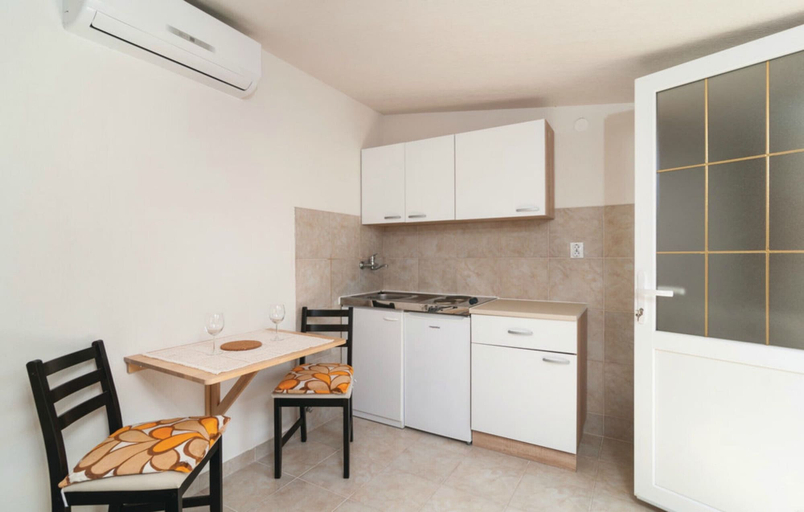 Others 5, Holiday Home Blossom -, Supetar