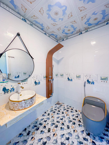 Bathroom 5