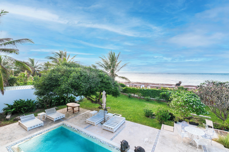Sport & Beauty 3, Amani Beachfront Villa by YourHost, Kilifi North
