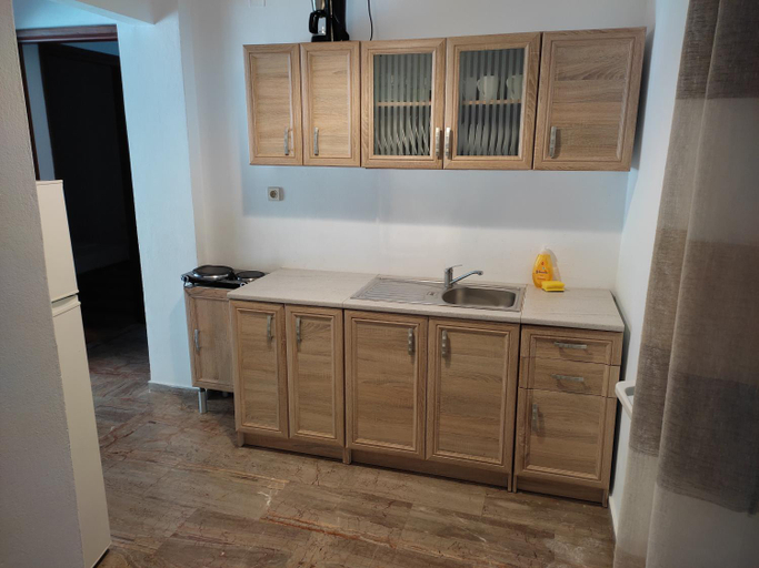 Others 5, Steve Apartments, Ionian Islands