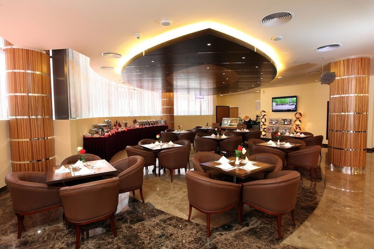 Food & Drinks, Xclusive Maples Hotel Apartments, Dubai