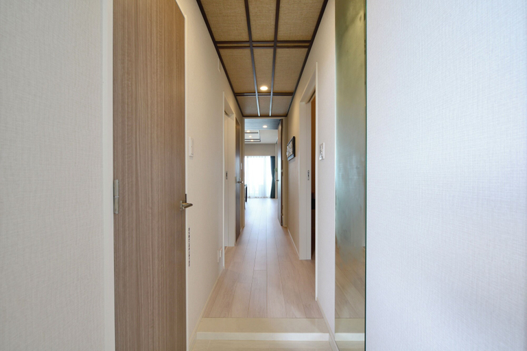 Others 1, Branchera naha akebono premist R78, Naha