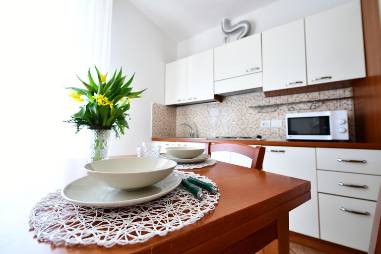 Others 3, Residence Marlin, Rimini