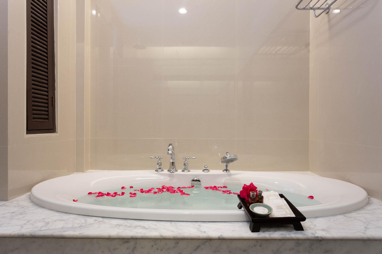 Bathroom 4