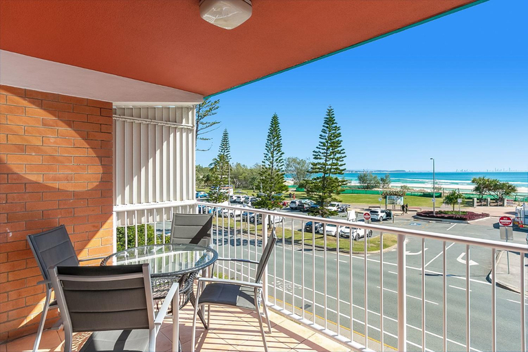 Others 5, Beach Lodge Unit 9, Gold Coast
