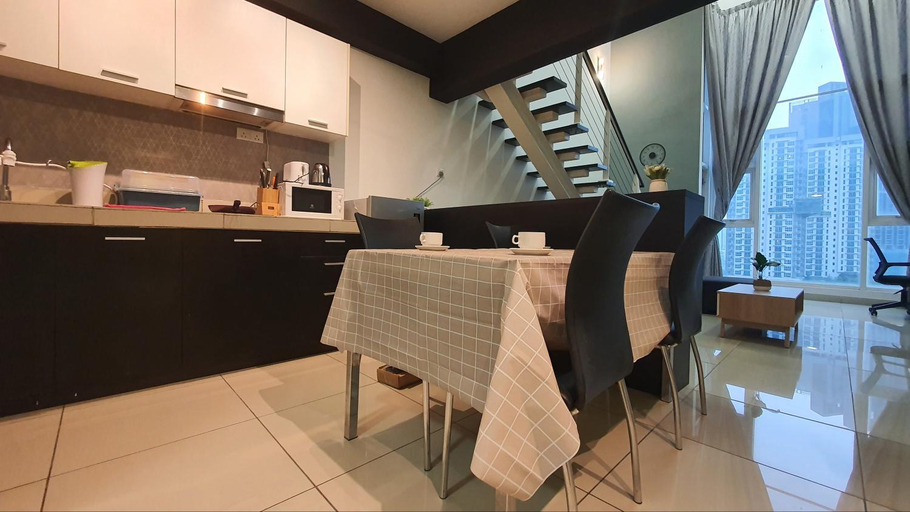 Food & Drinks 4, Scott Garden Duplex unit by Beestay, Kuala Lumpur