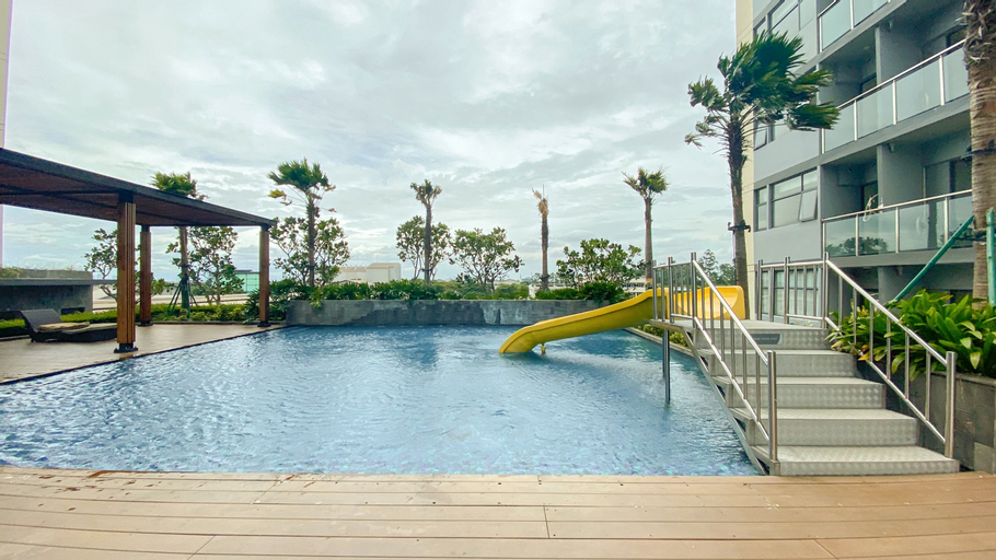 Sport & Beauty 4, Comfort and Simply Look Studio Daan Mogot City Apartment By Travelio, West Jakarta