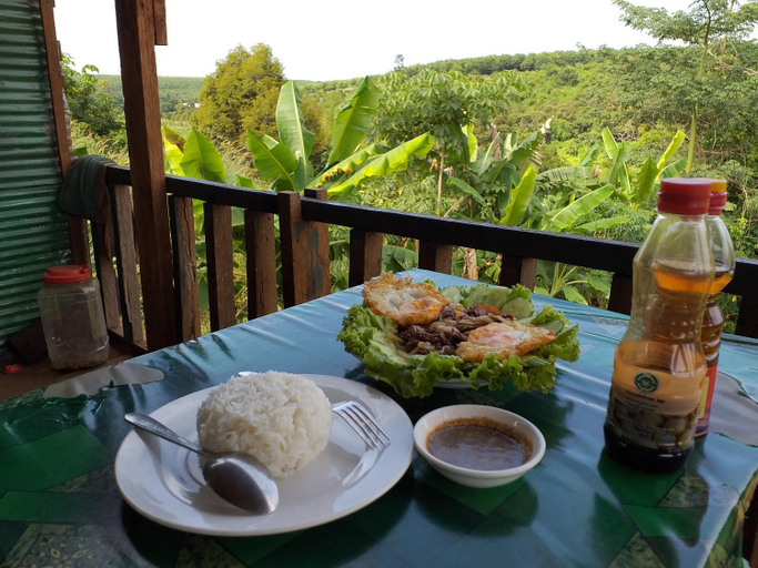 Food & Drinks 3, Srey leaphome stay & trekking, Ban Lung