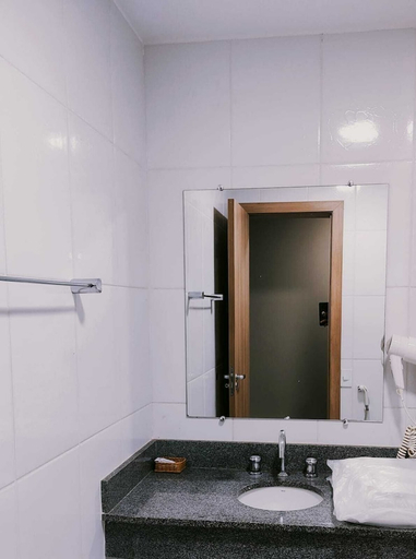 Bathroom 4, Esplanada Brasilia Hotel, Brasília