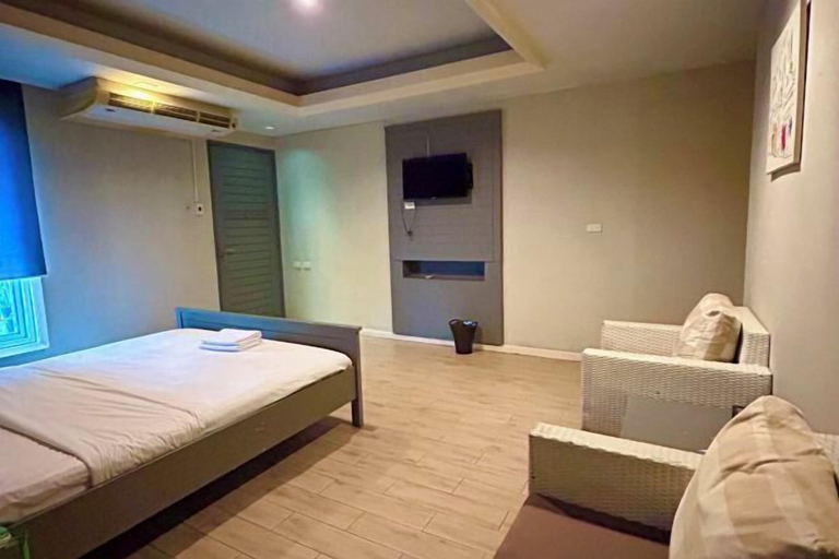 Bedroom 26