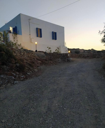 3, Cycladic Villa in Amorgos Island (Maison Shiro), South Aegean