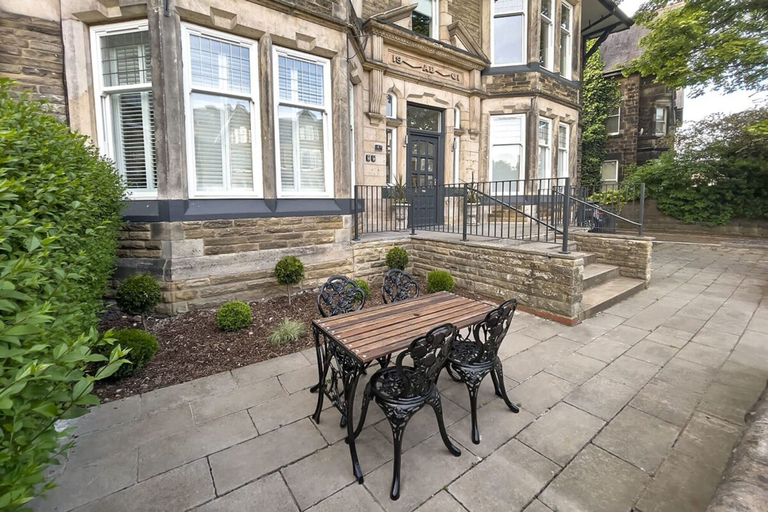 Room 5, Host Stay Green View, North Yorkshire