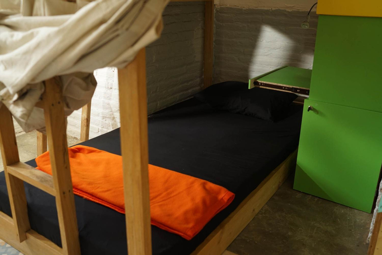 Bedroom 16