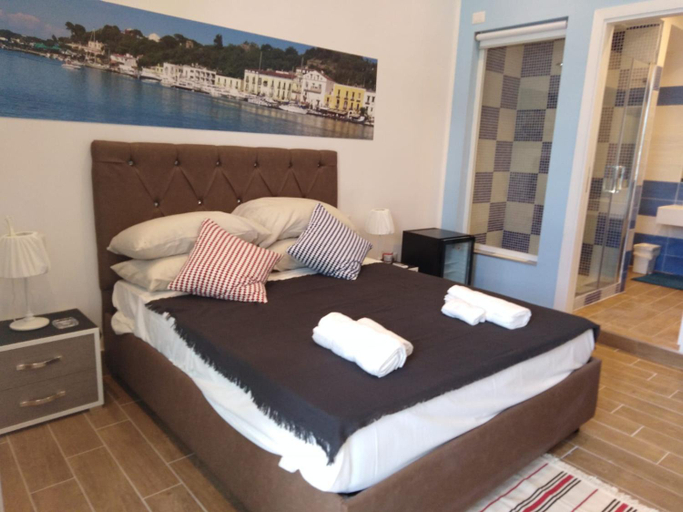 Bedroom 2, Casa Vacanze Riva Destra, Napoli