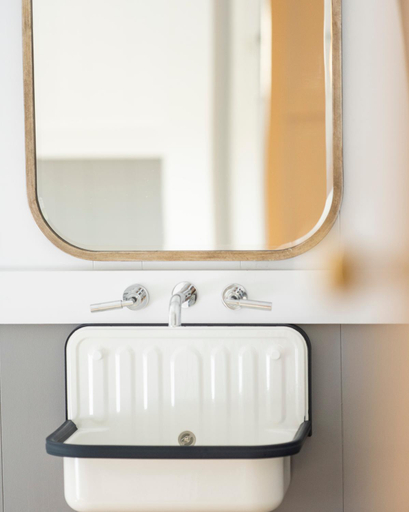 Bathroom 5, Portsea Hotel, Melbourne