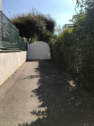Buellis House, Rome