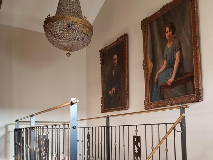 Others 4, Château des Périchons, Loire
