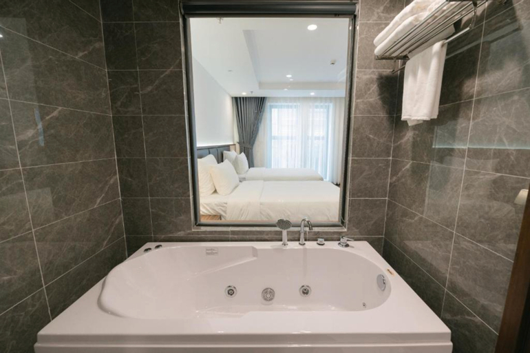 Bathroom 3