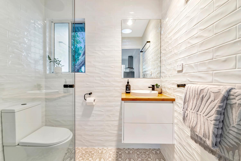 Bathroom 4, Sanbis Cabin - hidden boutique retreat, sea views, Adelaide