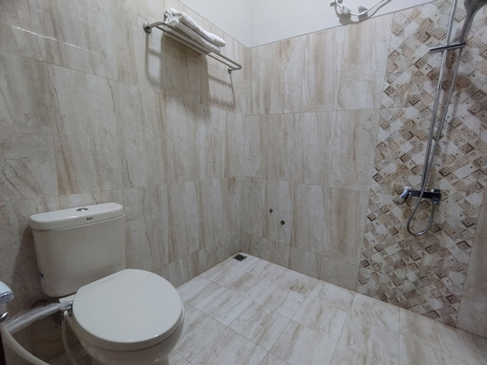 Bathroom 3
