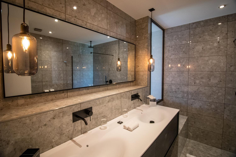 Bathroom 2, Hotel Restaurant Mariosa, Corse-du-Sud