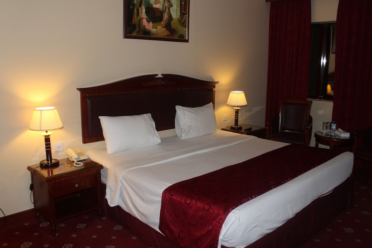Bedroom 3, Mount Royal Hotel, Dubai