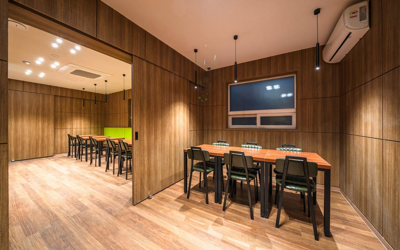 Food & Drinks 5, Hotel White Castle, Gyeyang
