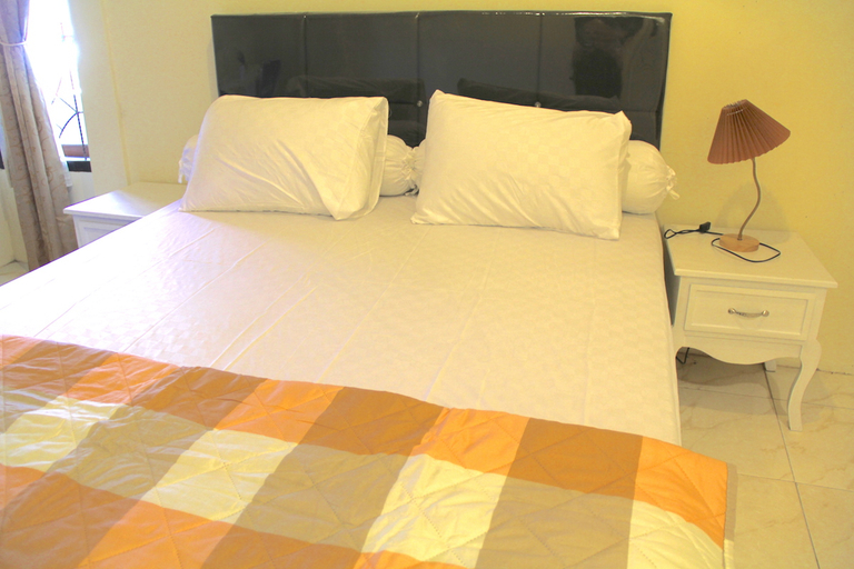 Bedroom 2, Chrimmy's House, Manado