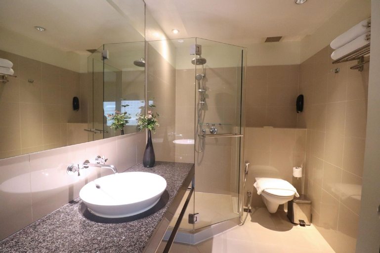 Bathroom 2