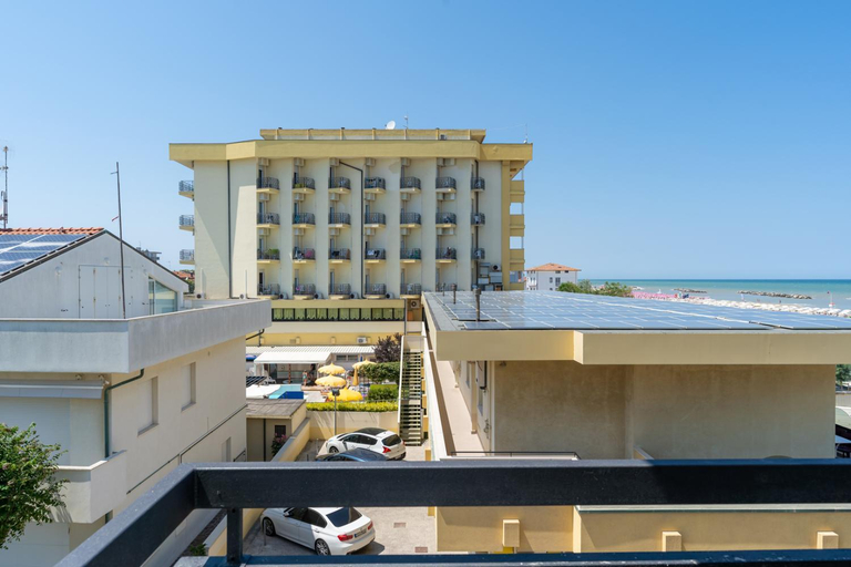 Others 5, Hotel Milanese, Rimini