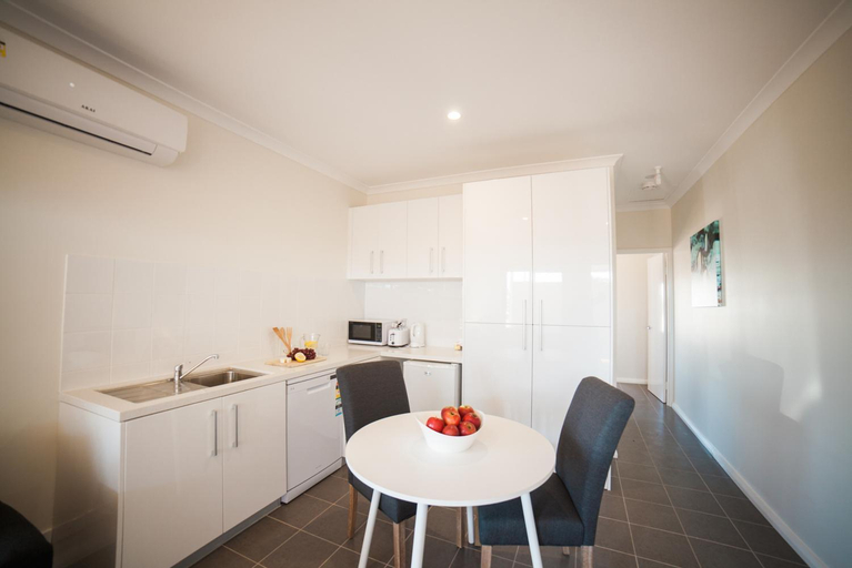Dining Room 17