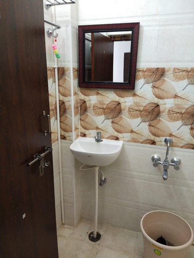 Others 5, Solar Inn, Chittoor