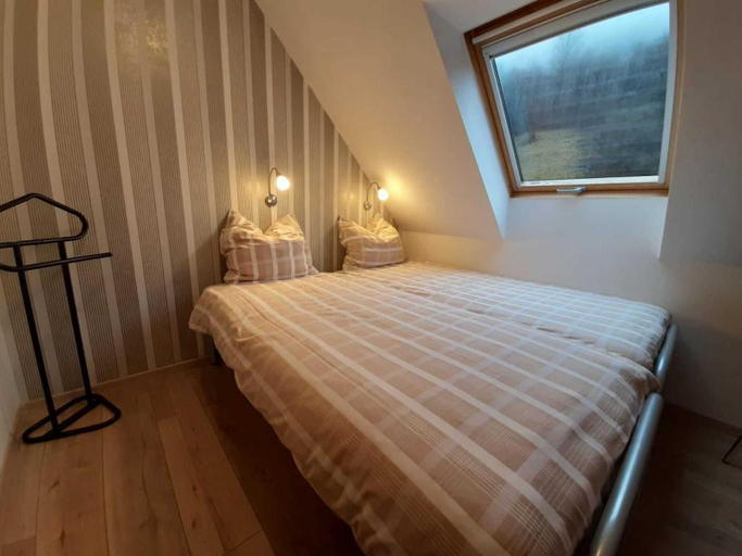 Bedroom 2, Haus am Wolfsbach, Osterode am Harz