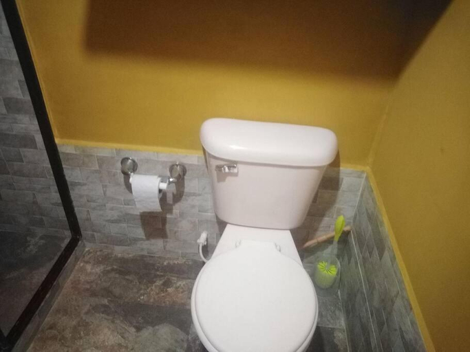 Bathroom 3, Comodos apartamentos amoblados, Dosquebradas