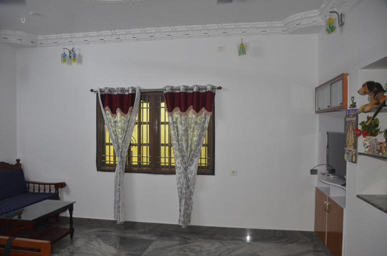 Others 4, Vasantham Villas, Viluppuram