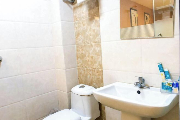 Bathroom 3, Ruida Business Hotel Shenyang, Shenyang